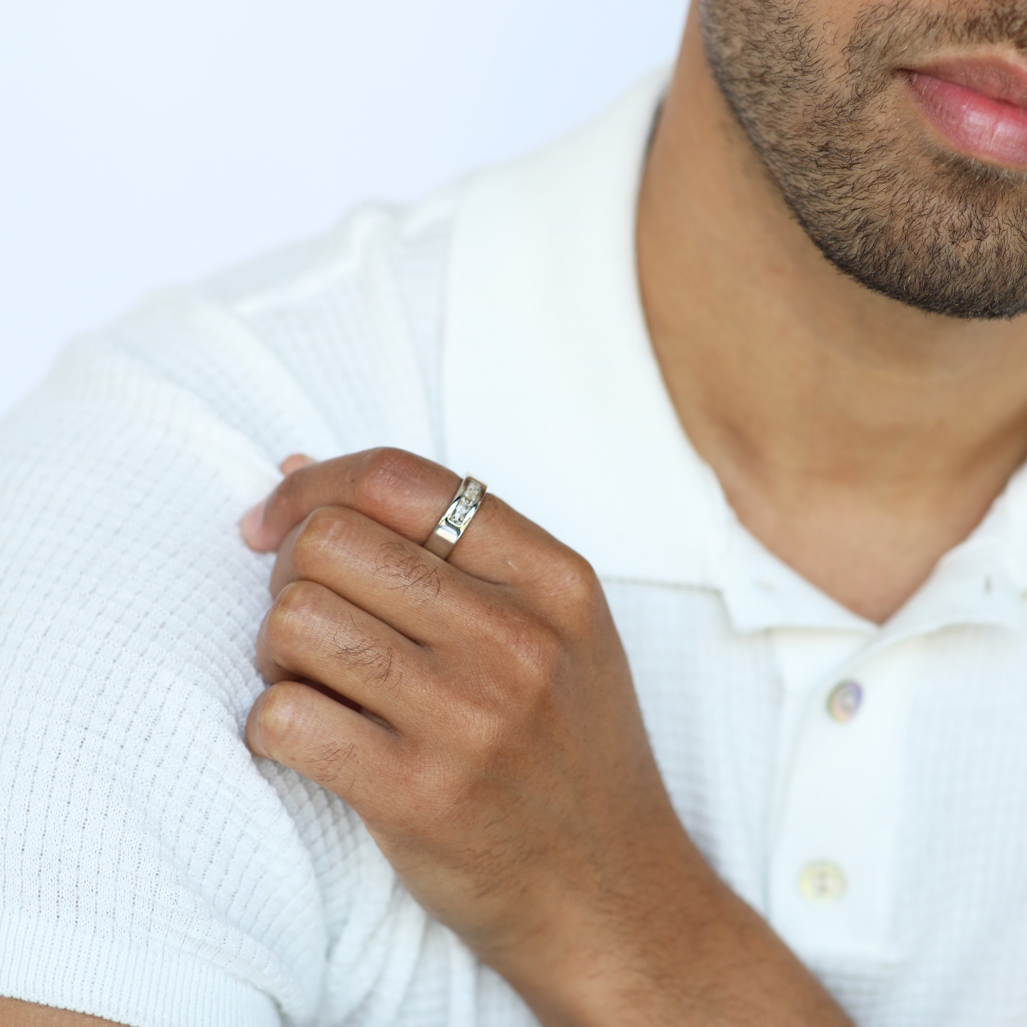 Men's memorials ring